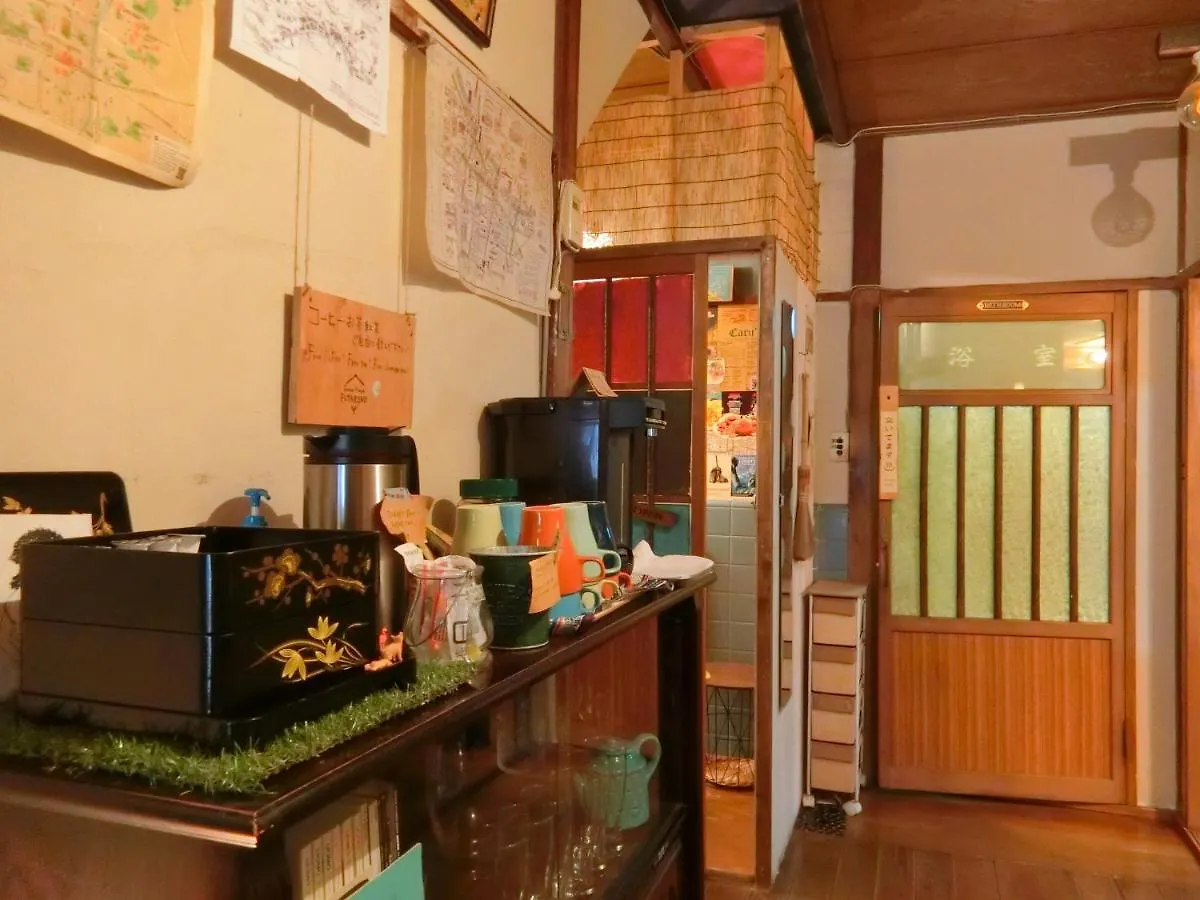 Guest House Futareno Yokohama  Japan